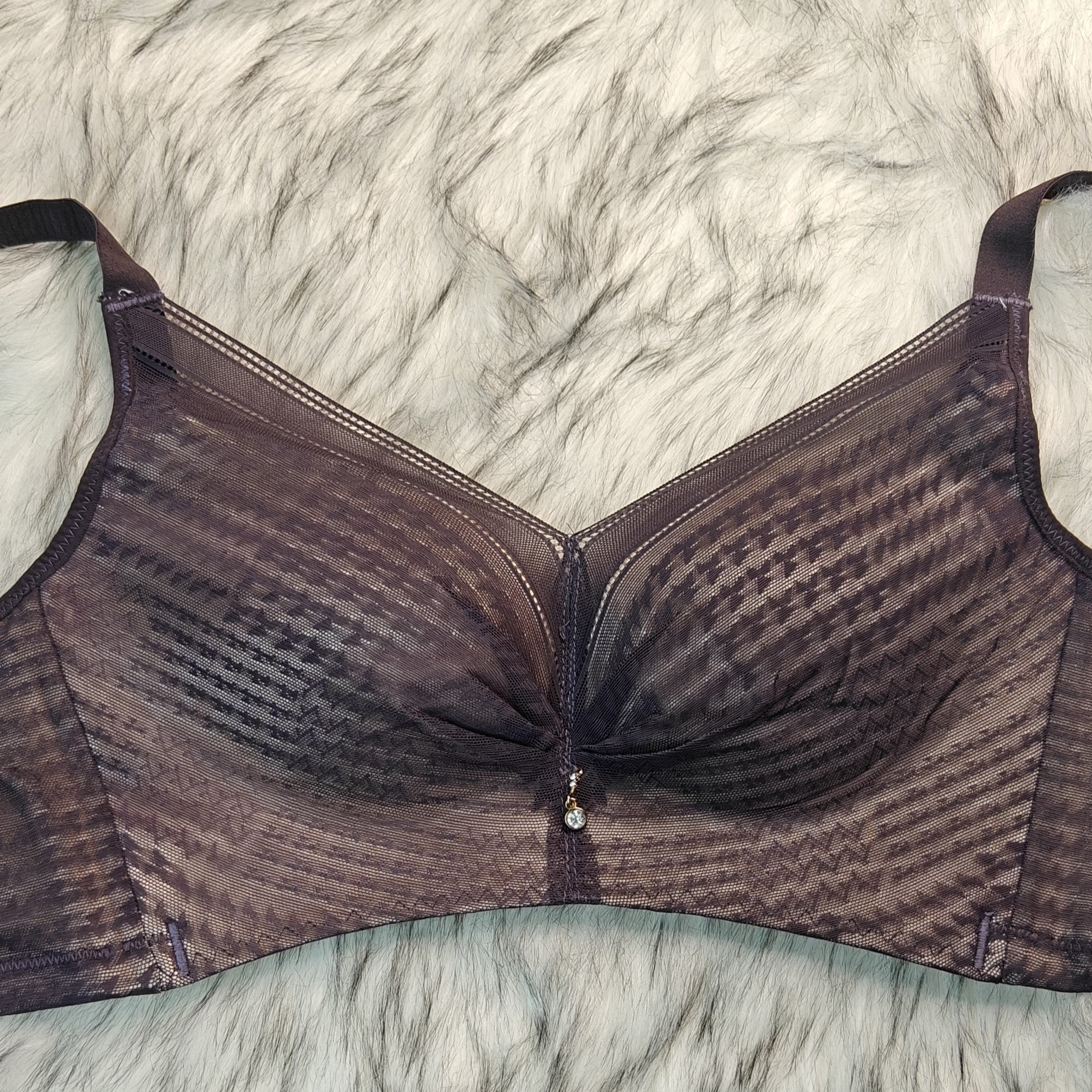 Femorah black Elegant Ruched Seamless Comfort Bra - Femorah